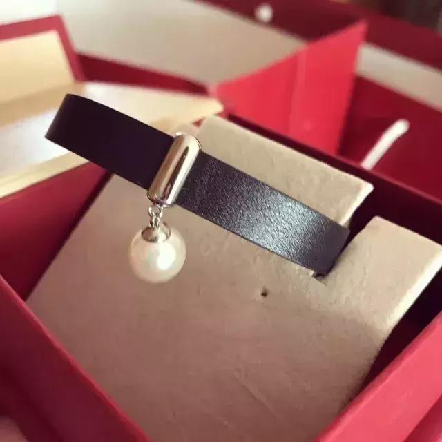 张翰被误代购罚三万，新年礼物怎样满足七大姑八大姨？