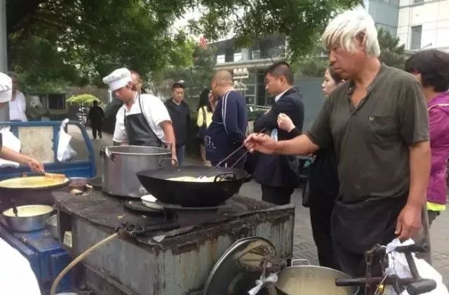 北京当下最正宗的八大小吃,盘点不能错过的正宗老北京小吃