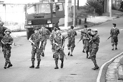 “不堪往事”：女总统曾被凌虐殴打至牙齿脱落、子宫出血