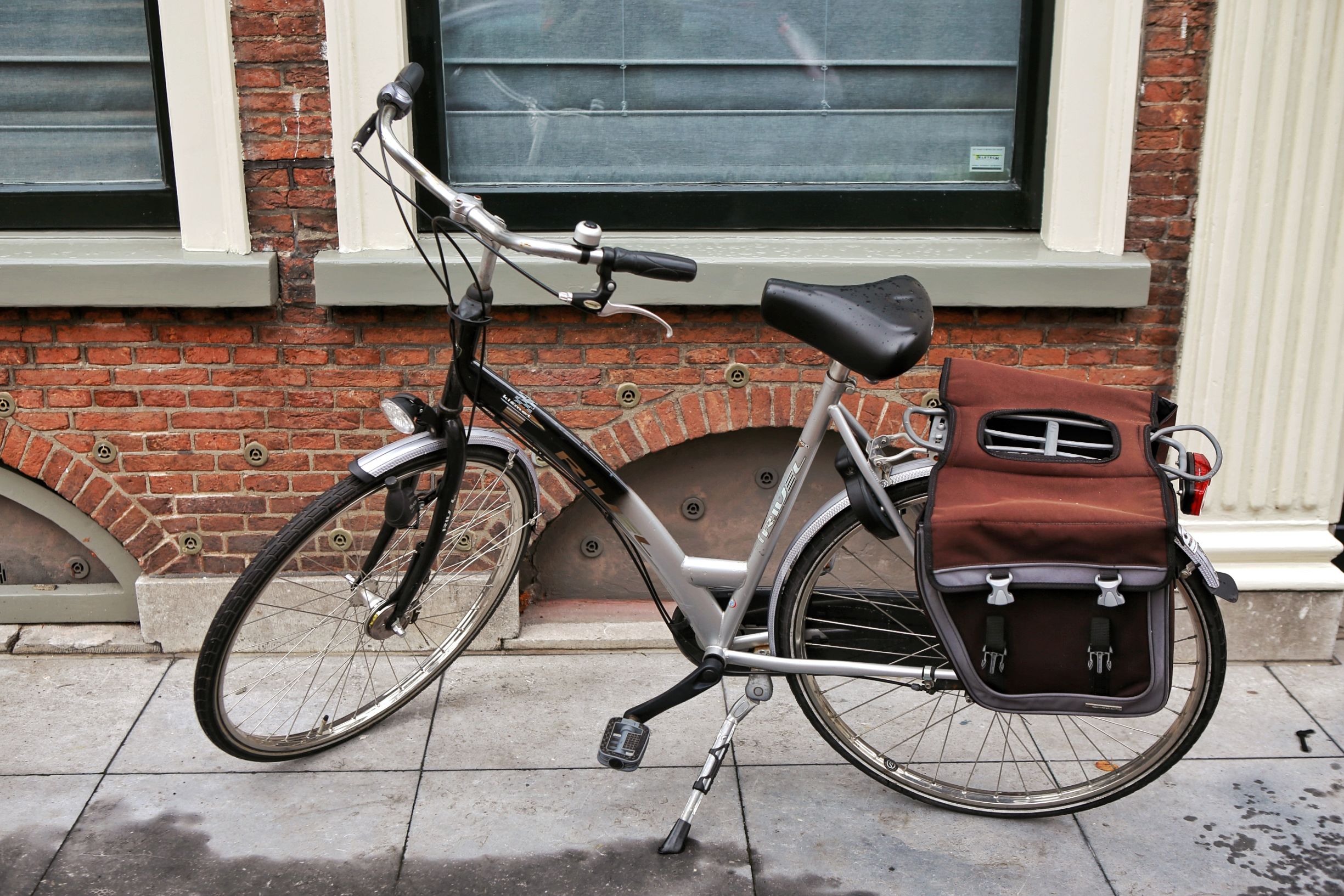 共享单车与传统自行车的对比 (共享单车与传统自行车对比)