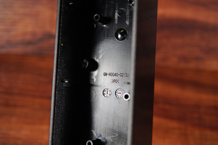 插座电压忽高忽低怎么回事,电压过高插座电压降低