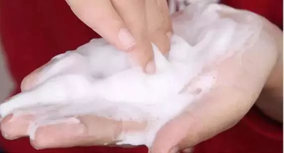 那些惊艳的化妆品,那些惊艳到你的国货化妆品