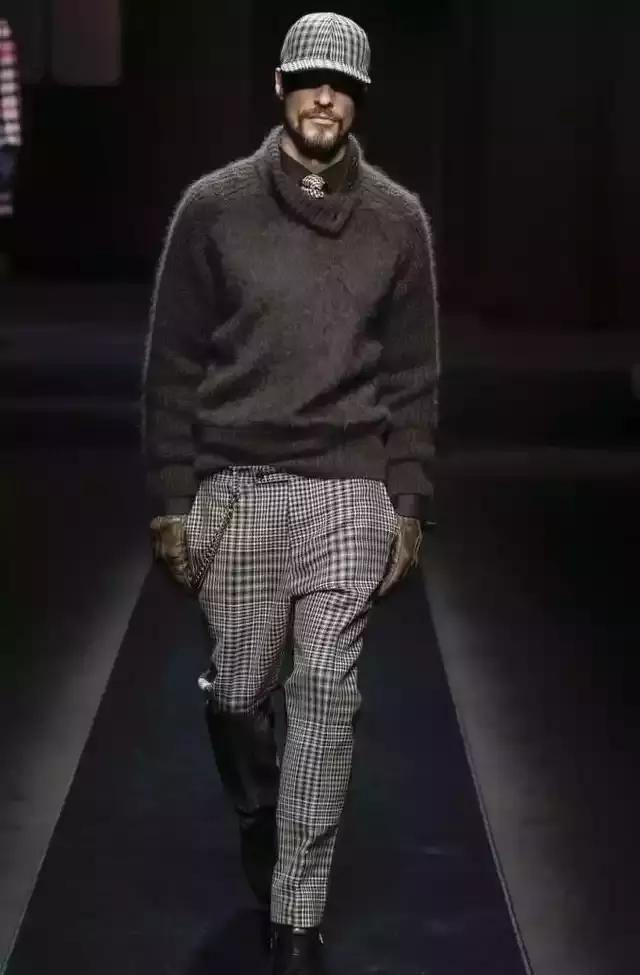 米兰时装周惊艳作品,米兰时装周高燃片段