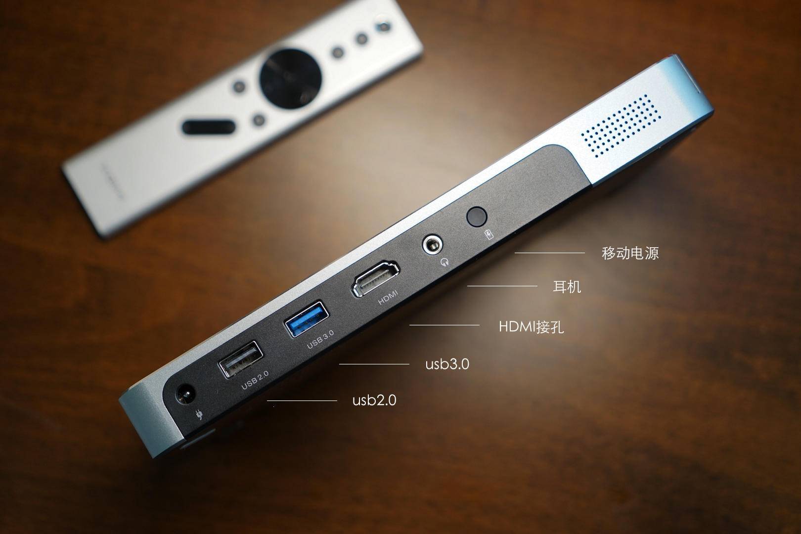 极米z4air和newz4air哪个更合适,极米newz4air评测