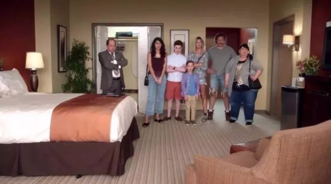 每集20分钟的黄暴小喜剧，每一帧都舍不得快进