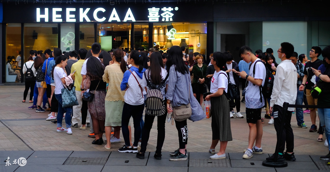 排队购买喜茶真那么好喝吗,喜茶好便宜又好喝的有哪些