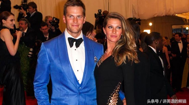 橄榄球精彩暴力瞬间美式四分卫,美国橄榄球著名四分卫退役