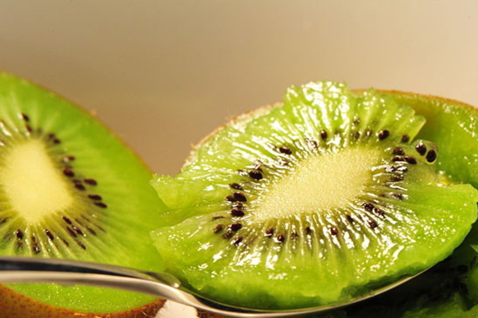 老是担心自己母乳不够,总担心奶水不够宝宝吃怎么办