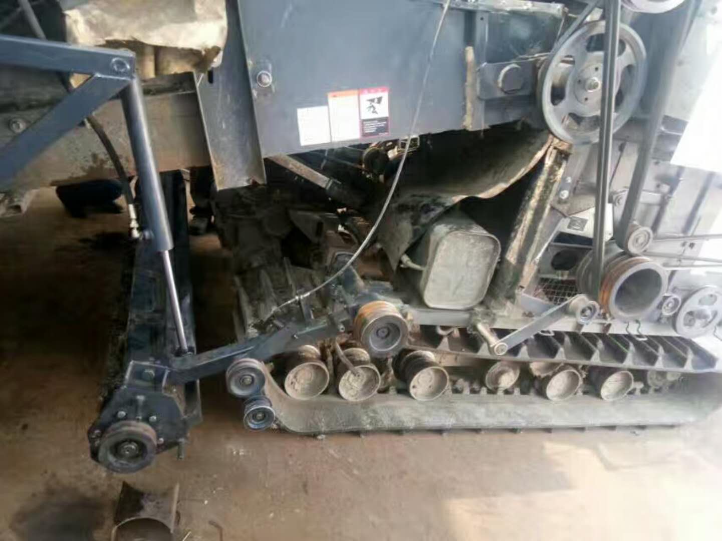 18年二手久保田888收割机多少钱,久保田收割机最新款758