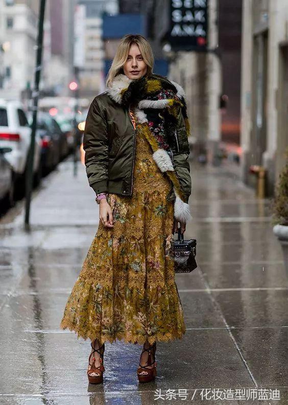 羽绒服搭配裙子冬天穿搭,羽绒服裙子冬日最强搭配