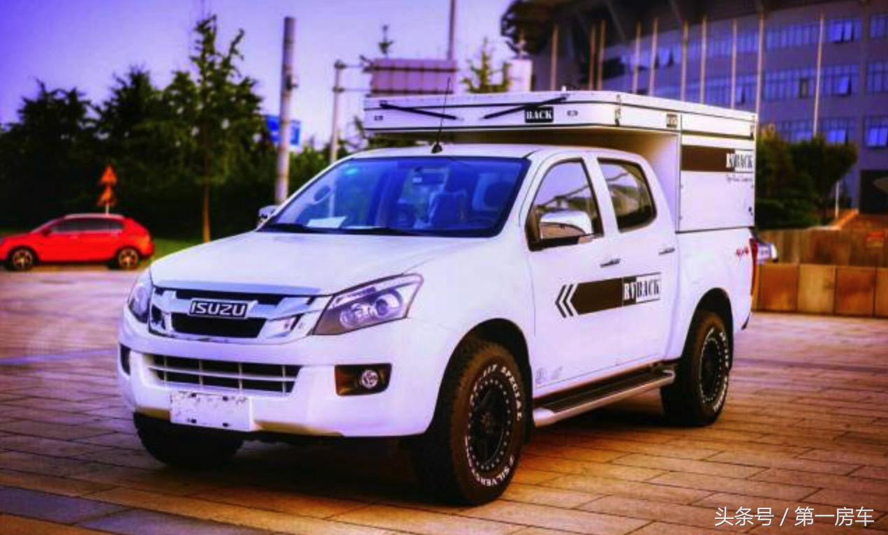 汽油版四驱最新款皮卡房车,新款单排四驱皮卡房车