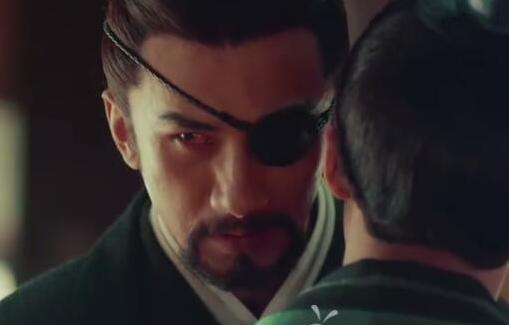 司马师被谁吓破眼睛,司马师怎么被惊死的