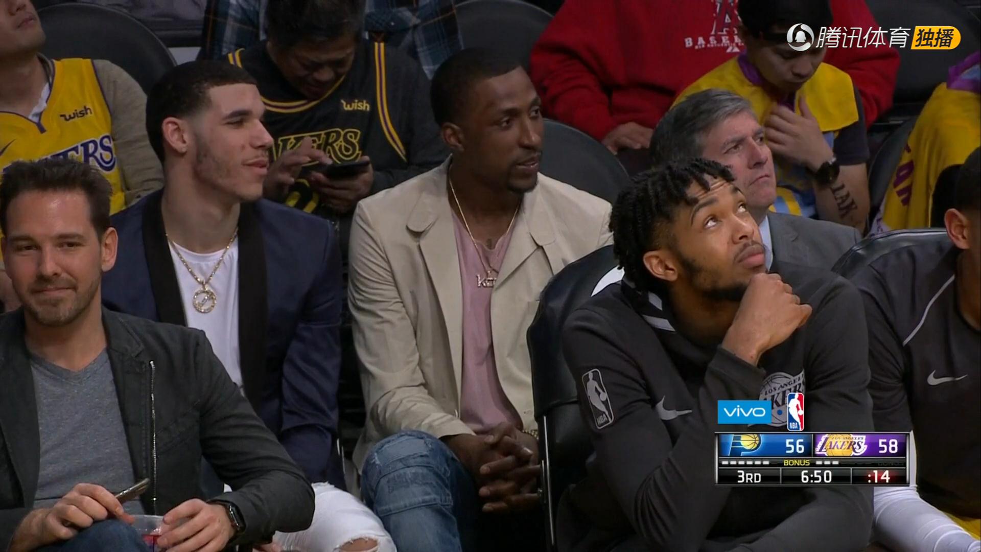 厉害了！没有鲍尔也能赢球？这帮年轻人总算是学会了打无球