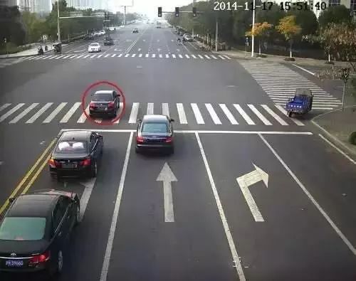 新手闯红灯如何恢复六分,误闯红灯可以学习消分吗