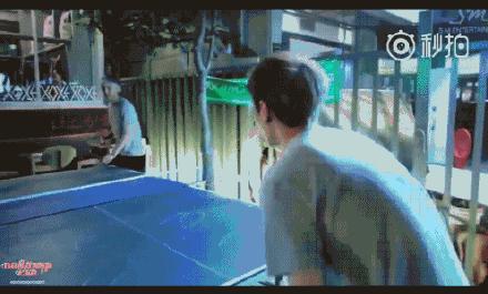 鹿晗踢足球什么水平啊,鹿晗踢足球偶像