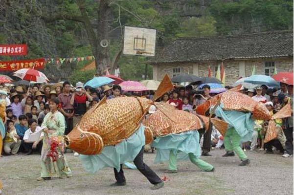 南宁桂林旅游哪个最好,广西南宁跟桂林哪个更值得去