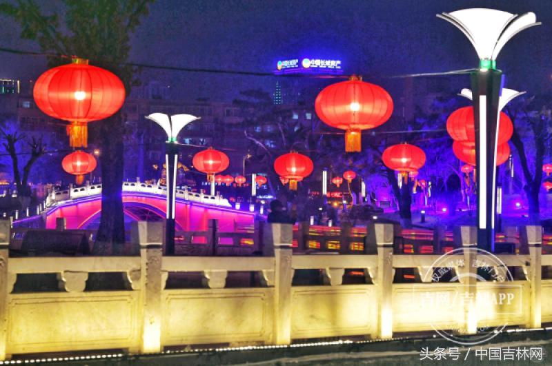 大红灯笼高高挂抖音张灯结彩,大红灯笼广场舞张灯结彩