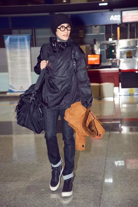 杨洋李易峰穿衣搭配,明星私服穿搭李易峰