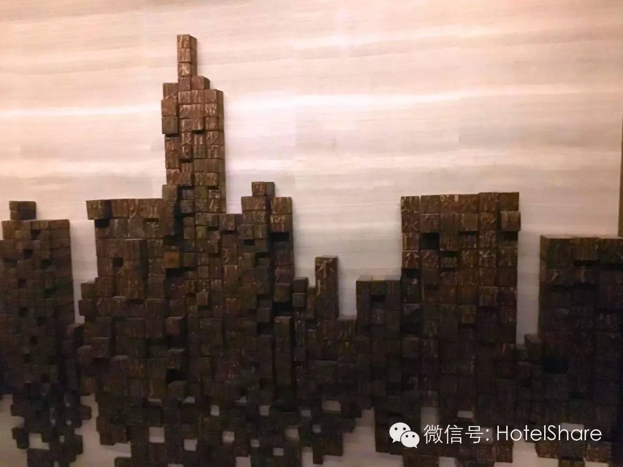 63楼泳池望月、70楼酒吧摘星，广州柏悦|探店首发