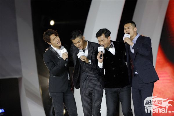 关晓彤江疏影魏大勋综艺节目,2019时尚盛典魏大勋