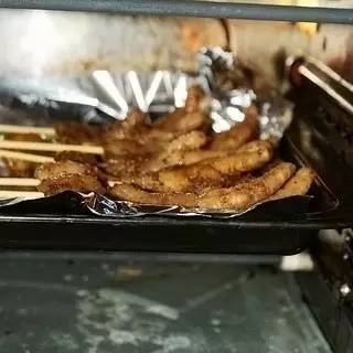 无骨鸡爪爆款榜第一,无骨黑鸡爪超脆