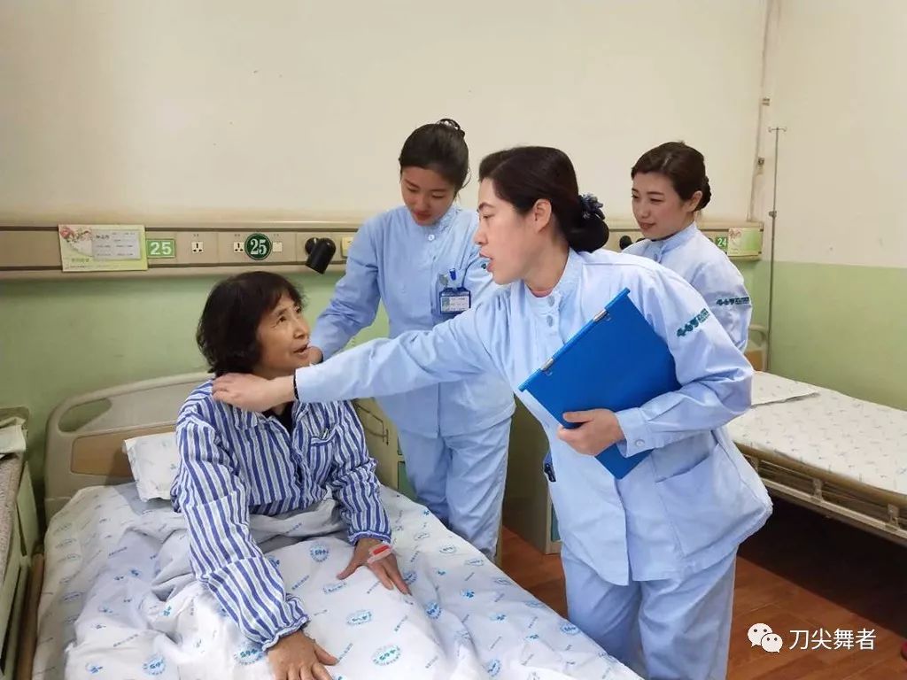 感恩一路走来有你懂我,万语千言感恩在心