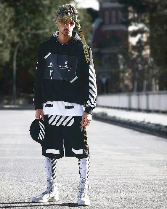 男士西装品牌哪个性价比最高,20岁左右西装推荐