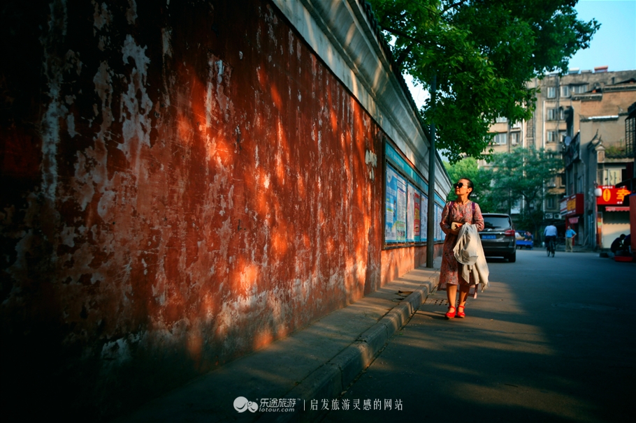 襄王府绿石影壁对联,襄阳王府绿影壁线上预定门票