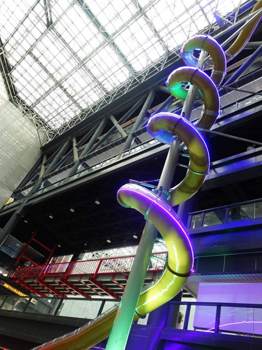 超high蹦迪现场,世界上最高和最刺激的滑梯