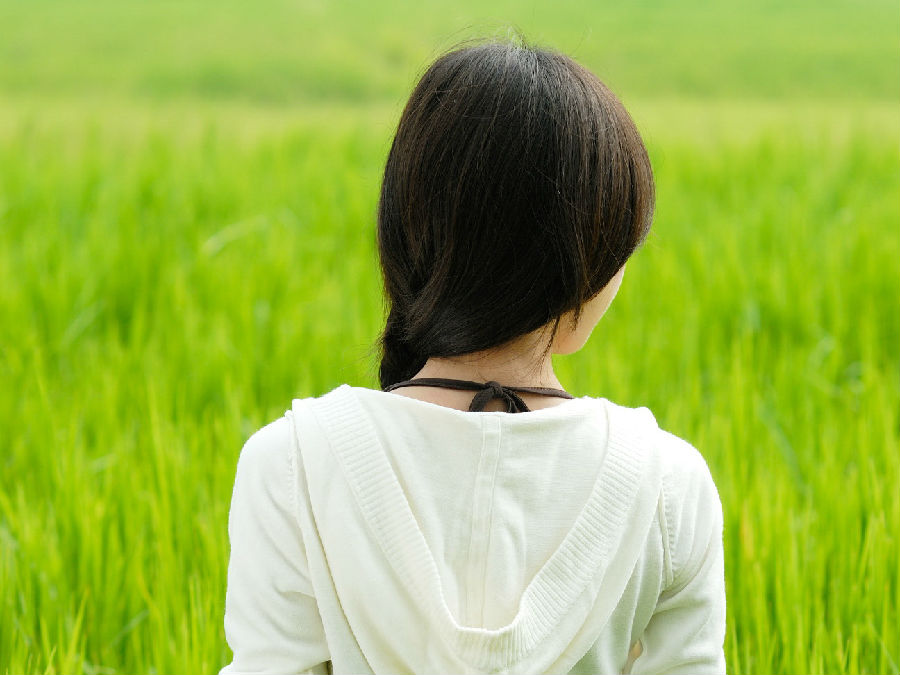 背负沉重的爱，他流着泪选择放弃