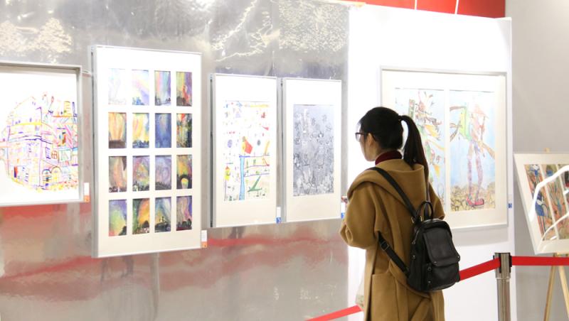 上海西站变身“童画”世界，地铁里也有儿童艺术教育空间