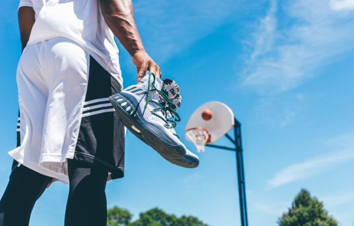 球鞋发黄清理,球鞋发黄怎么变白