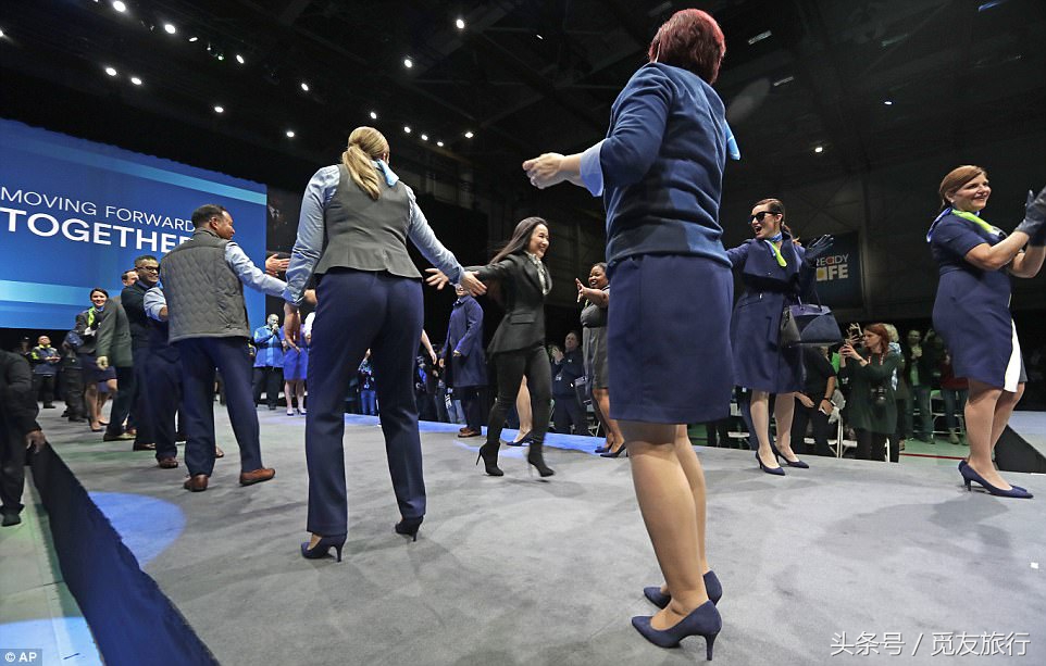 闃挎媺鏂姞鑸┖椋炴満,闃挎媺鏂姞鑸┖鍏徃鍒舵湇