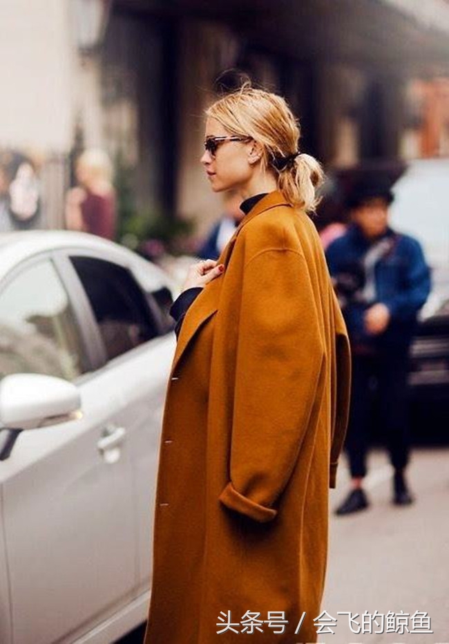 肤色暗黄穿什么颜色上衣显肤色白,肤色暗黄的女人夏天穿什么颜色