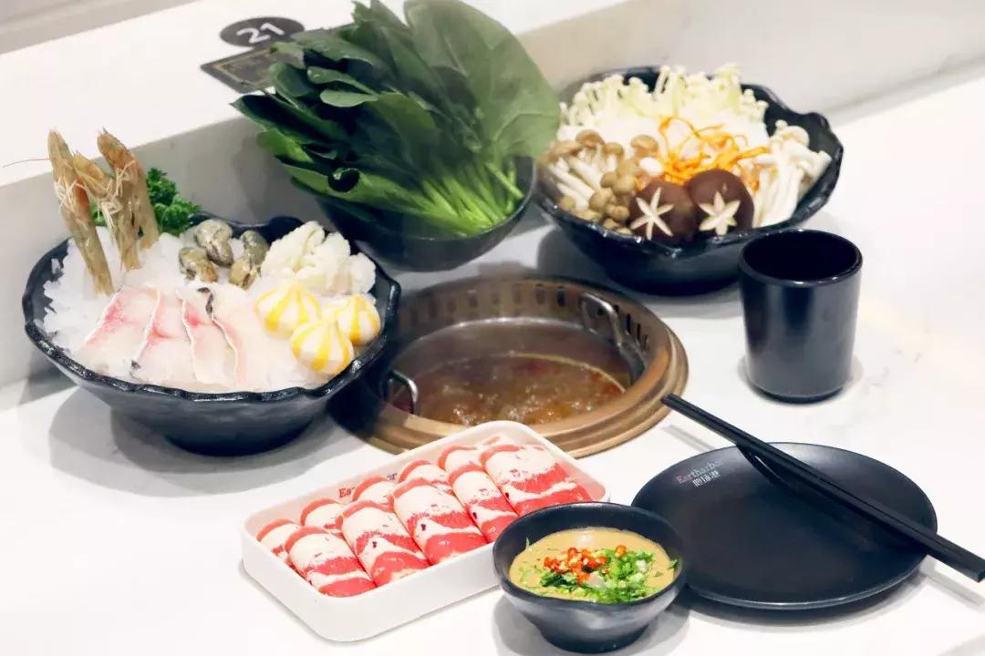 宇宙最红“地球港”空降北京!8国牛肉,逛吃7天不重样!