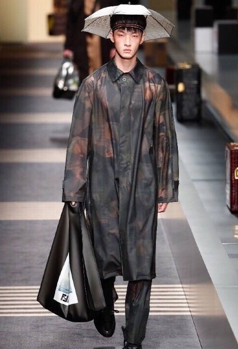 时装周设计感帽子,时装周惊艳设计