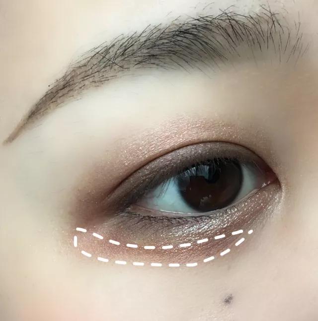 内双眼妆教程之清冷氛围感眼妆,内双卧蚕眼妆