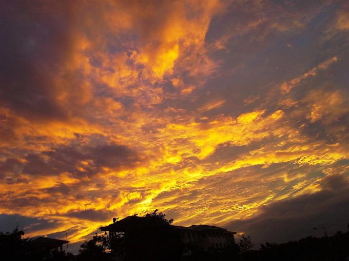 三亚旅游攻略纪念品,自驾游海南三亚必备物品清单