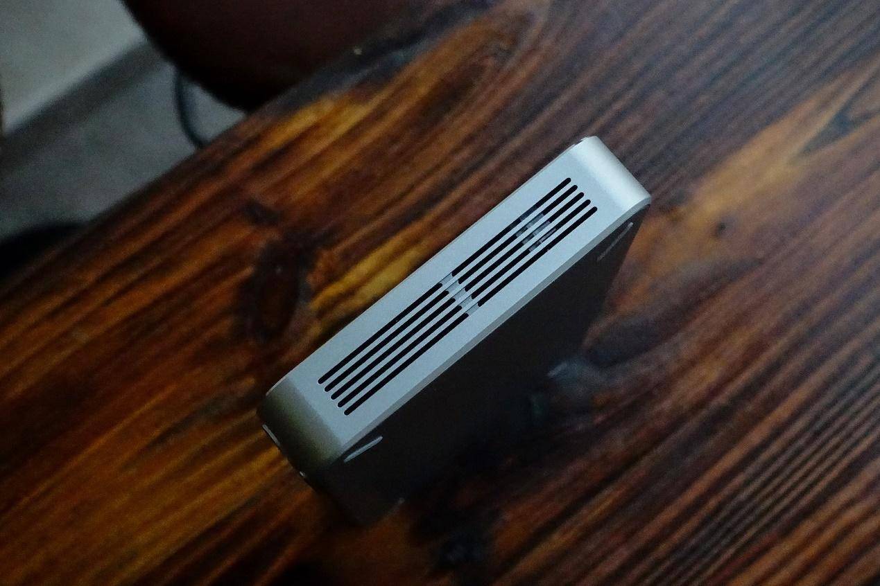 极米newz4air怎样连手机,极米newz4评测