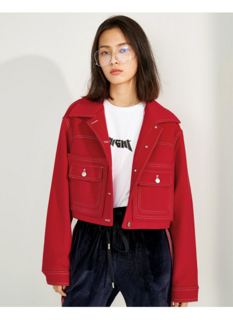 第一次拜年穿什么衣服合适,去别人家拜年该穿什么衣服