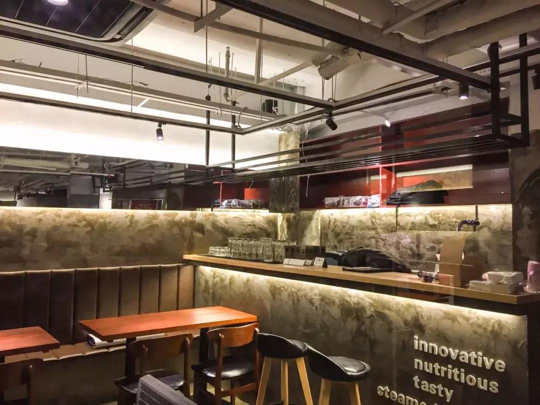 美蛙鱼头网红店浙江店,美蛙鱼头火锅网红店川味