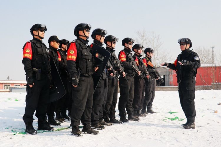 黑豹雪豹特战队,成都黑豹突击队魔鬼大练兵