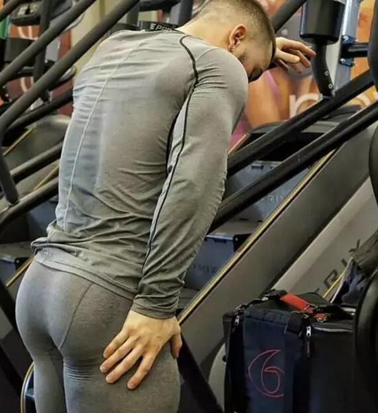 男生屁股翘是种什么体验,男生屁股太翘如何快速矫正