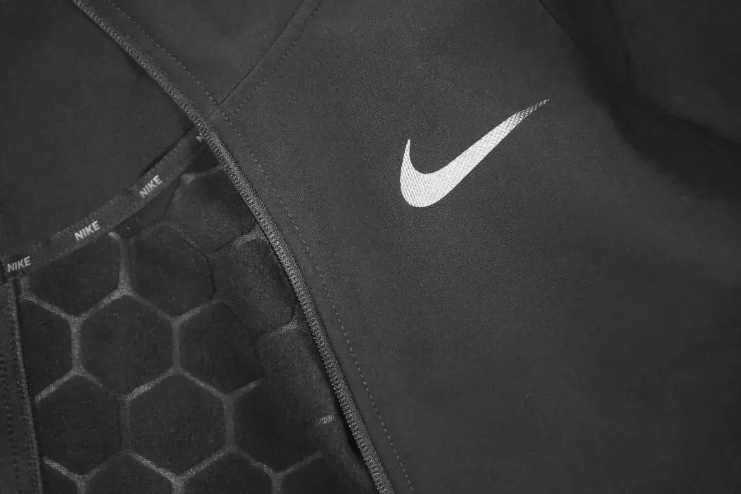 既能出街又能跑步的nike,nike保暖系列