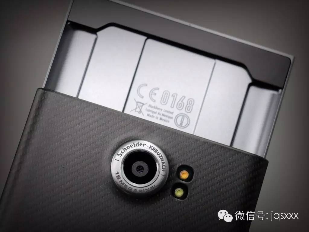 黑莓priv下一代,黑莓priv和黑莓key2哪个好