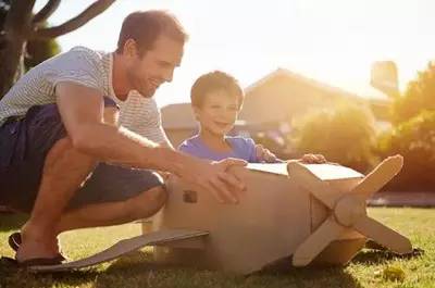 微课堂|“玩霸爹妈”实战篇——爱与接纳（上）