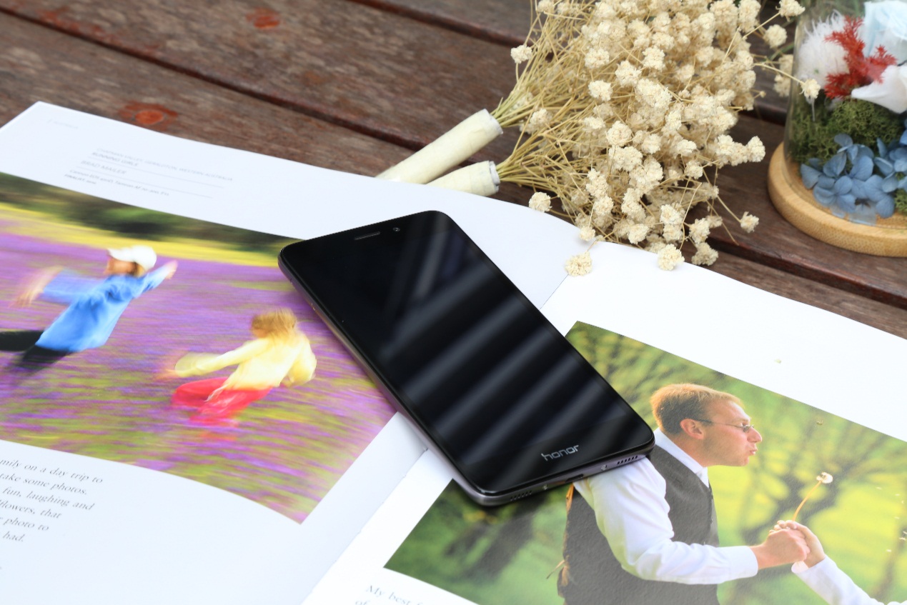 荣耀畅玩5c与荣耀5c是否一样,真芯评测