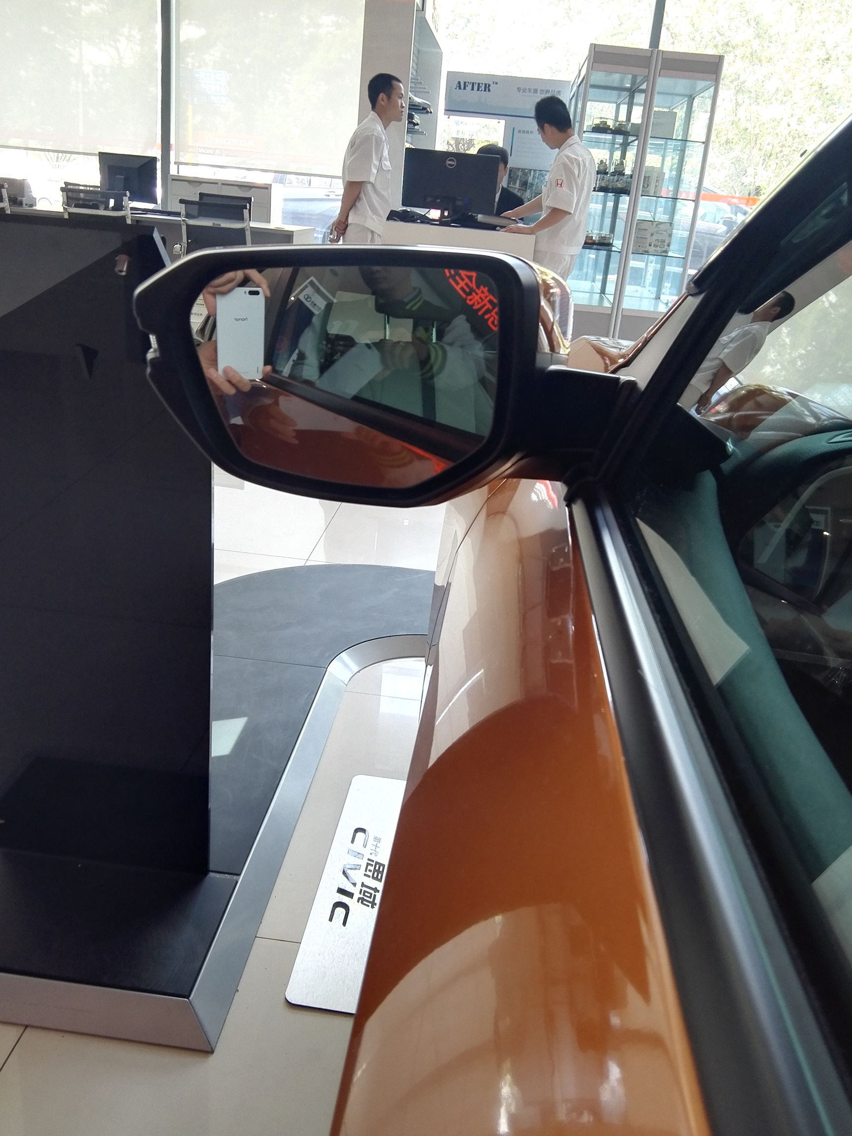 十代思域提车落地价格,第十代思域多少钱有优惠没有