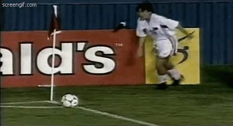 女足史上最强10号，曾讽足协有人该枪毙，为国征战37岁才生子