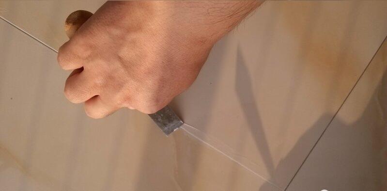 家庭装修瓷砖怎么做美缝,家居瓷砖用5年后自己做美缝教程